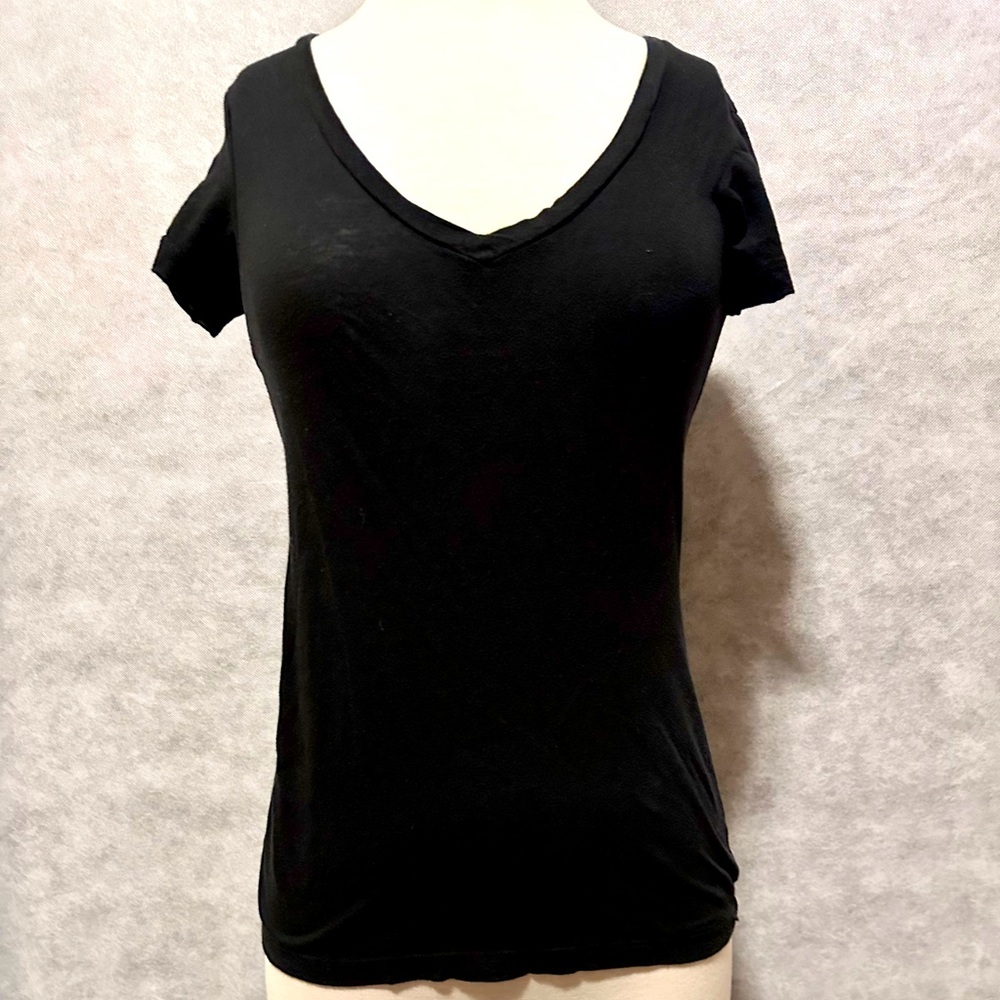 BCBGeneration Short Sleeve Casual Solid tee